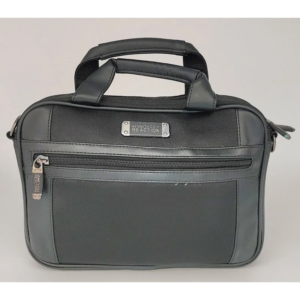 Kenneth Cole Reaction R-Tech Messenger Bag Mens Black Tech Tablet Case EXC